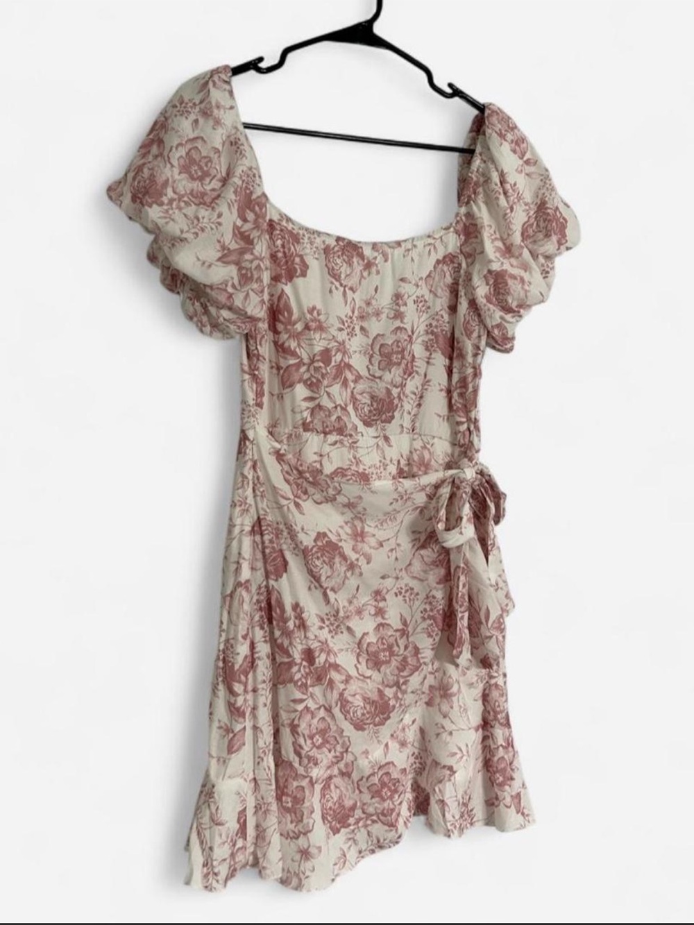 Trixxi Floral Puff-Sleeve Mini Dress in Dusty Rose and Cream